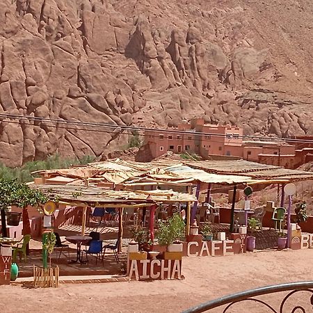 Готель Chez Aicha Boumalne Dades Екстер'єр фото