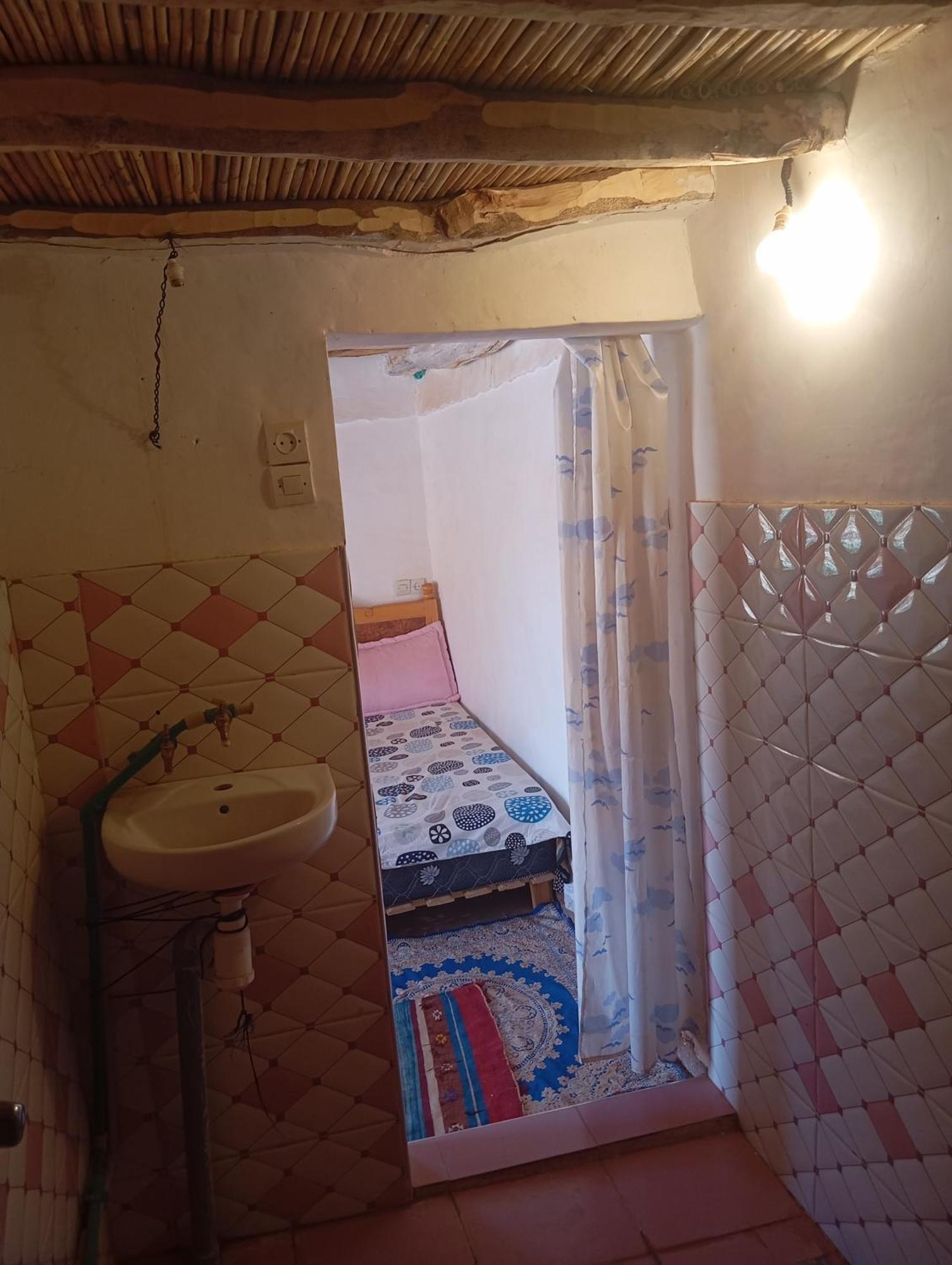 Готель Chez Aicha Boumalne Dades Екстер'єр фото